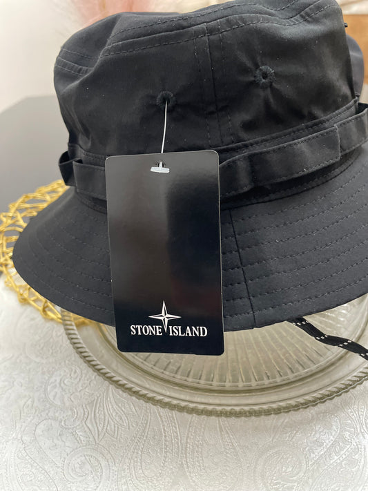 Bob stone island